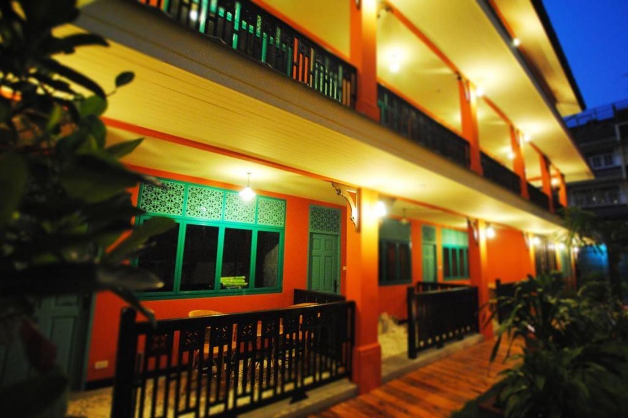 โฟคัลโลคัล เบดแอนด์เบรคฟัส Bed & Breakfast กรุงเทพมหานคร ภายนอก รูปภาพ